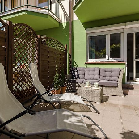 Chill Apartments Kabaty Family Варшава Екстериор снимка