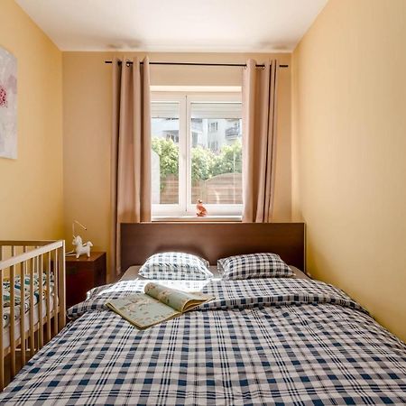 Chill Apartments Kabaty Family Варшава Екстериор снимка