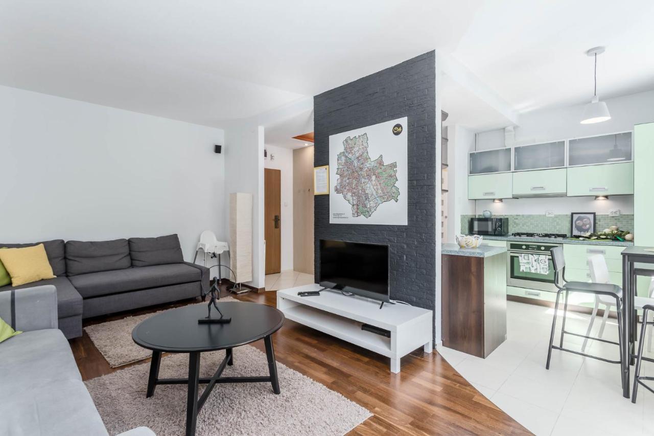 Chill Apartments Kabaty Family Варшава Екстериор снимка