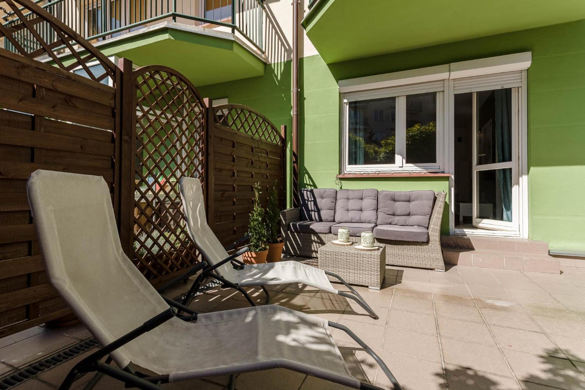 Chill Apartments Kabaty Family Варшава Екстериор снимка