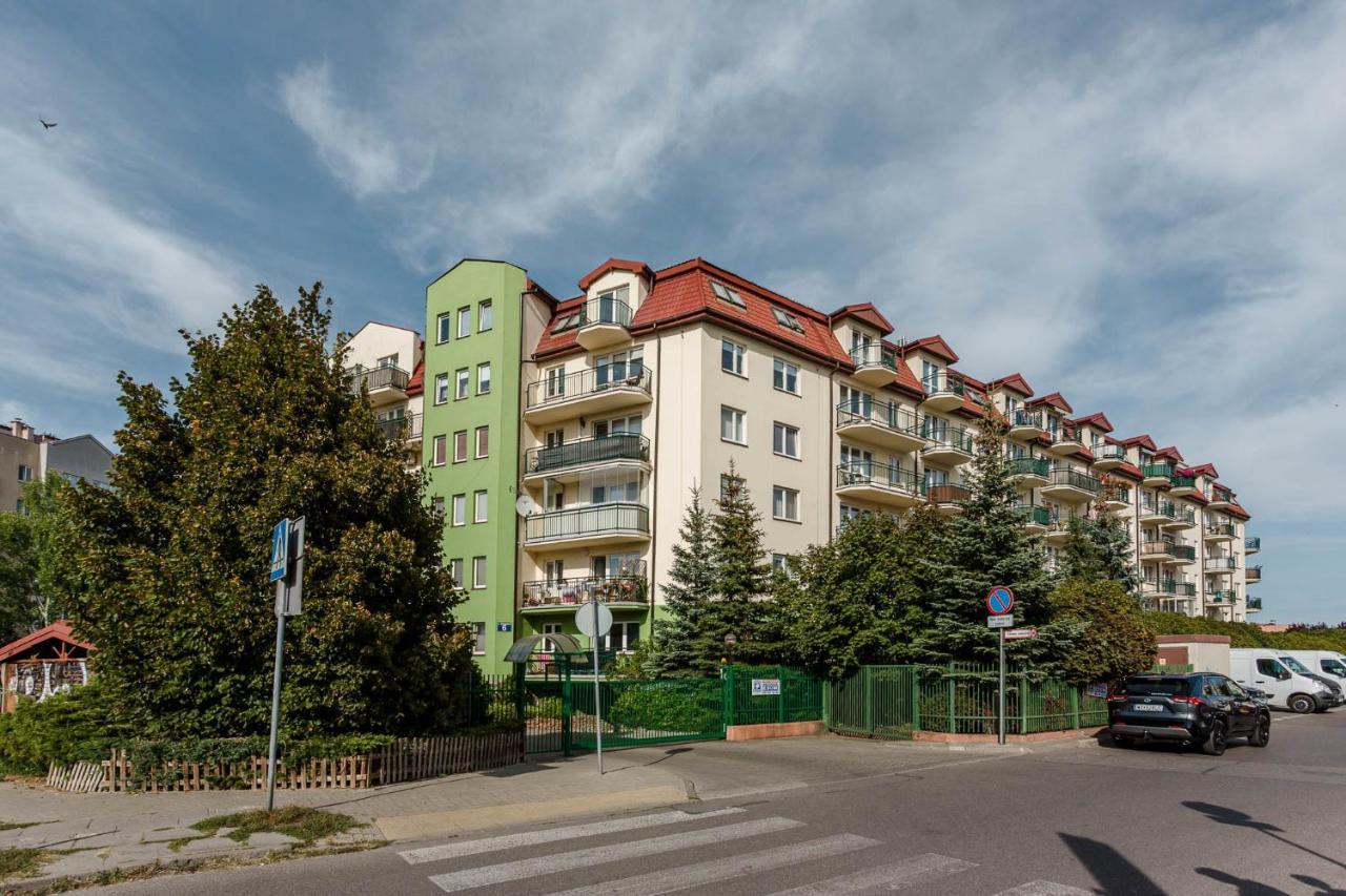 Chill Apartments Kabaty Family Варшава Екстериор снимка