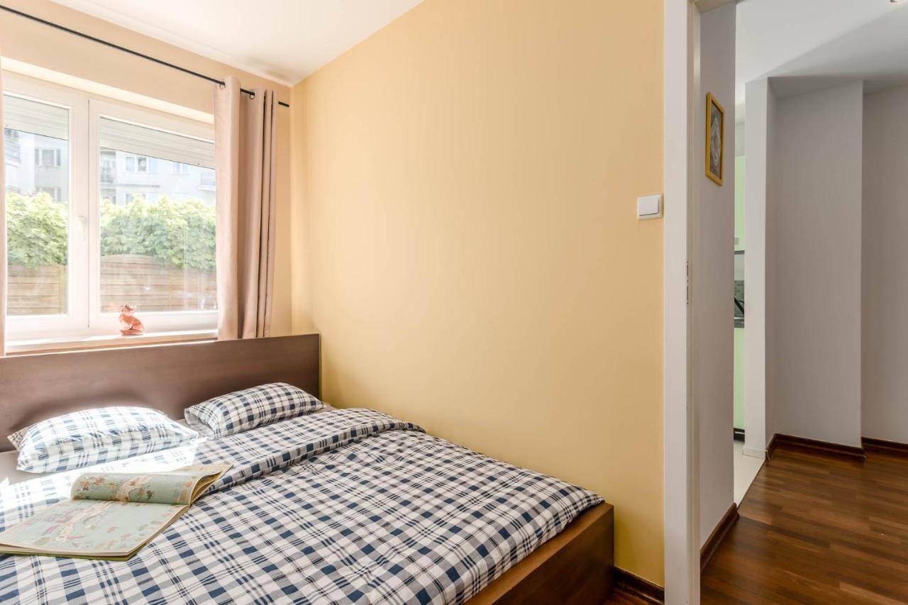 Chill Apartments Kabaty Family Варшава Екстериор снимка