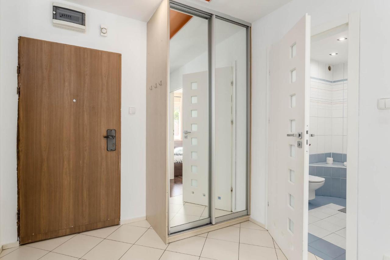 Chill Apartments Kabaty Family Варшава Екстериор снимка