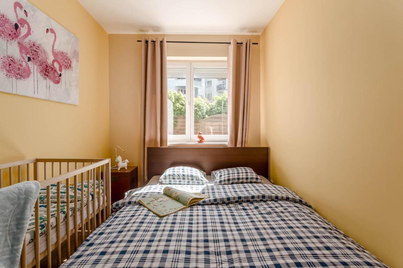Chill Apartments Kabaty Family Варшава Екстериор снимка