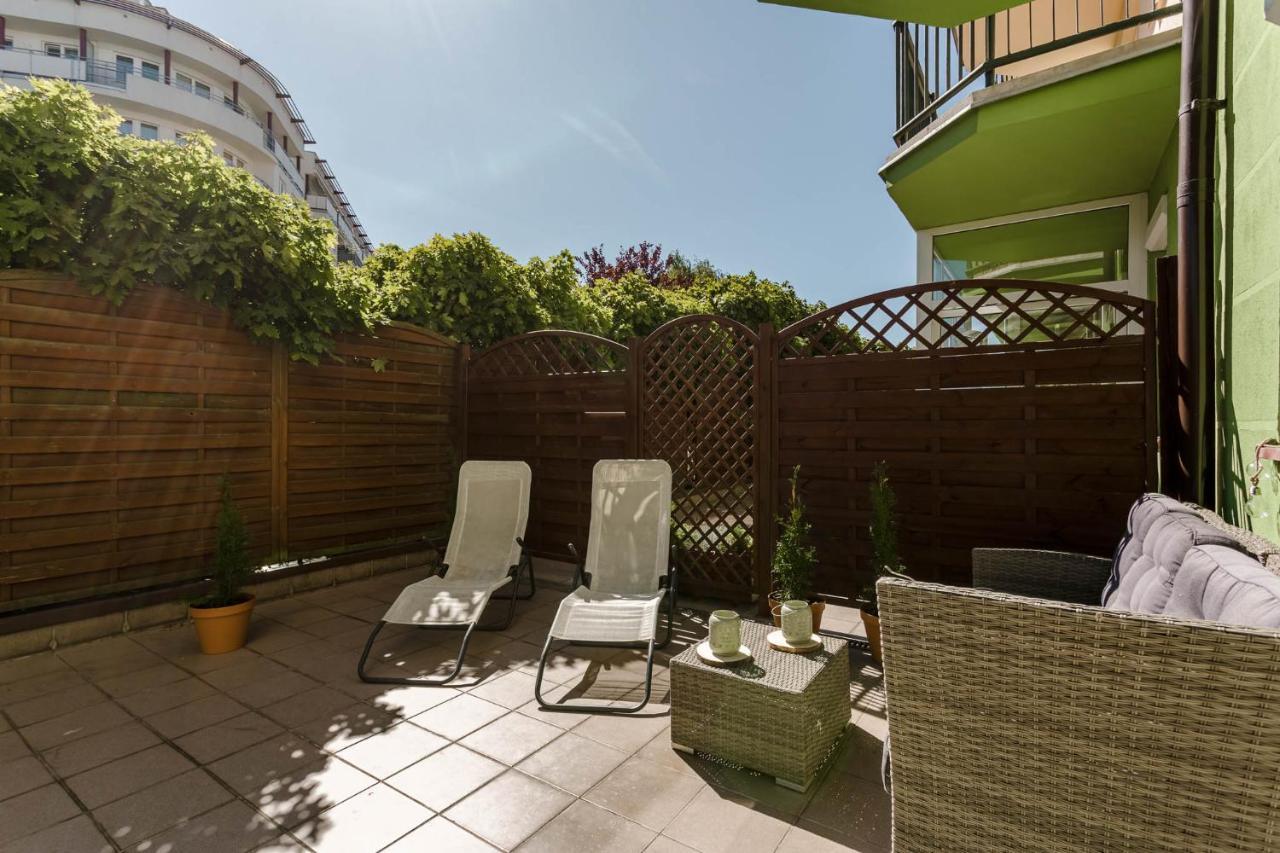 Chill Apartments Kabaty Family Варшава Екстериор снимка